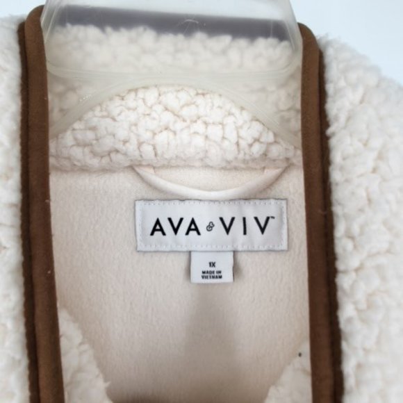 Ava Viv Faux Fur Beige Jacket Waist Length Snap Close Mock Neck Womens Plus 1X - Picture 6 of 6